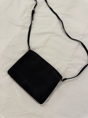 H&M Black Pebbled Crossbody Bag